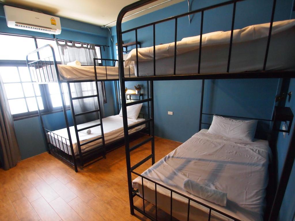 Niras Bankoc Hostel Bangkok Luaran gambar